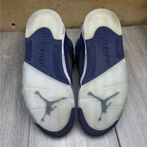 Jordan | Shoes | Used Jordan 5 Retro Midnight Navy Mens Size  display picture 1